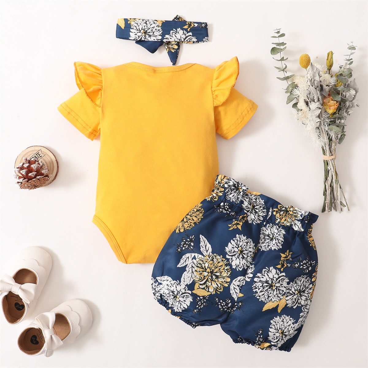 Yellow Floral Short Set With Headscarf Three-piece Set